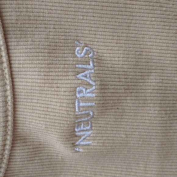 Neutrals Crop Tank - Picture 2 of 2
